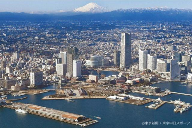 フォトサービス　2021年2月7日　横浜・みなとみらい　世界に開く　みなと町