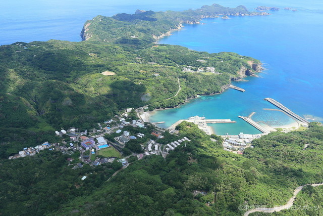 フォトサービス 17年9月3日 小笠原諸島 母島 包み込むぬくもり 東京新聞オフィシャルショップ